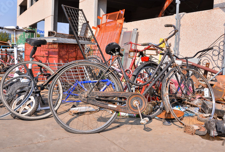 Fahrradleichen alte Fahrraeder entsorgen und abholen